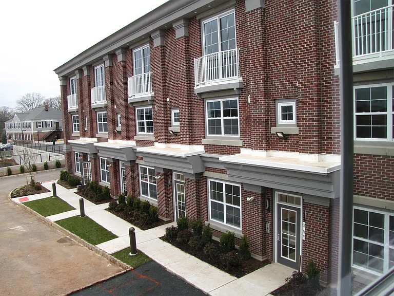 25 Hillside Ave #109 — Photo 20