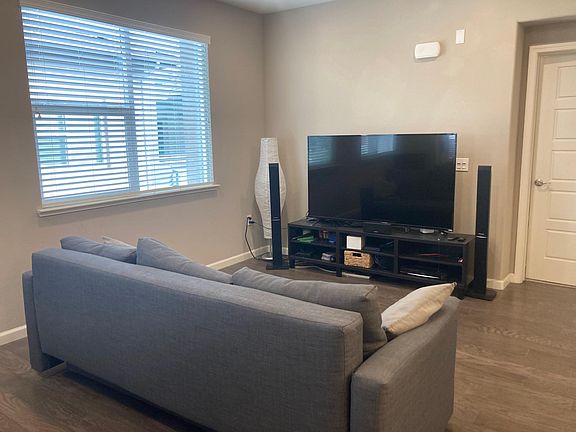 4th image of 1130 Karby Ter Unit 301