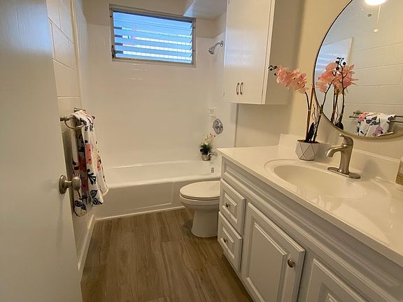 3rd image of 1335 Wilder Ave APT 207