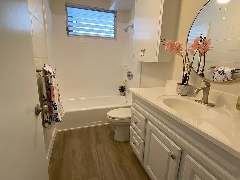 1335 Wilder Ave #207 — Photo 3