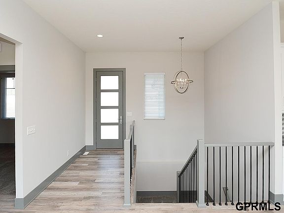 4th image of 20851 Ogden St