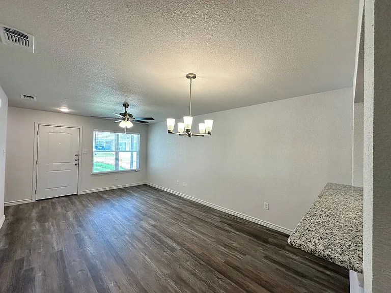222B Dolphin Dr — Photo 8