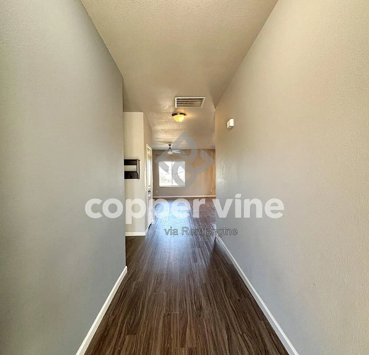 3 bed, 2.0 bath, 1627 sqft, $2,645 — Photo 3