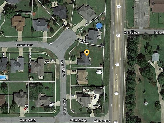 5th image of 698 Twin Oaks Dr