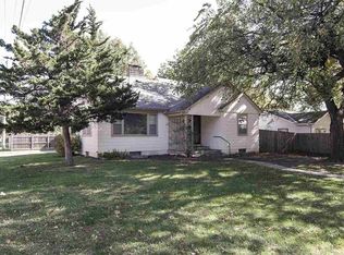 1102 S Yale Ave, Wichita, KS 67218