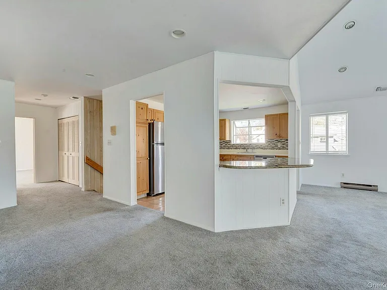 367 Seabreeze Ct — Photo 18