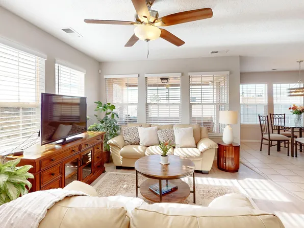 4901 Placido Dr NE, Albuquerque, NM 87111