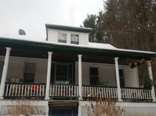 98 High St, Tilton, NH 03276