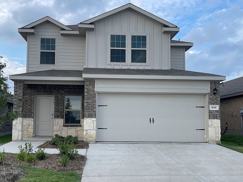 1st image of 915 Sunrise Ln
