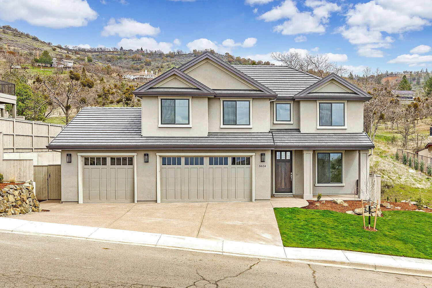 5614 Autumn Park Dr photo 1