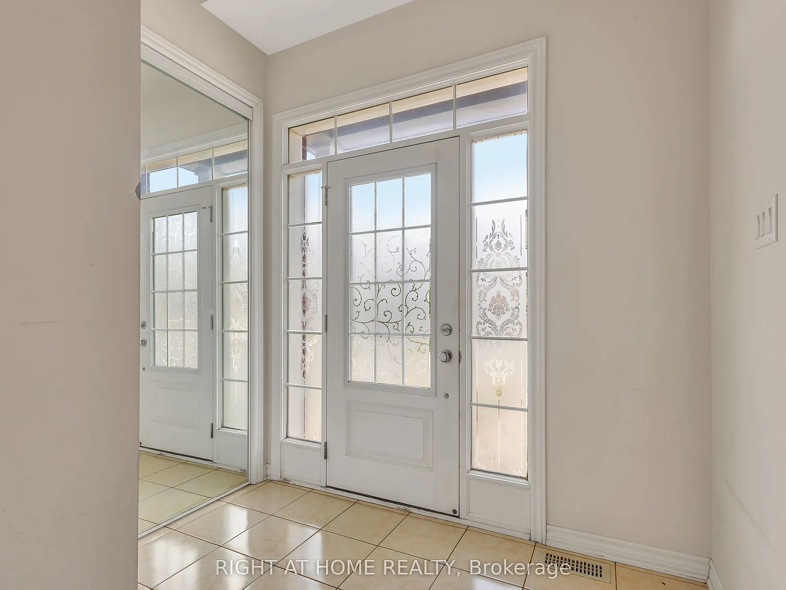 4 bed, $3,250 — Photo 3