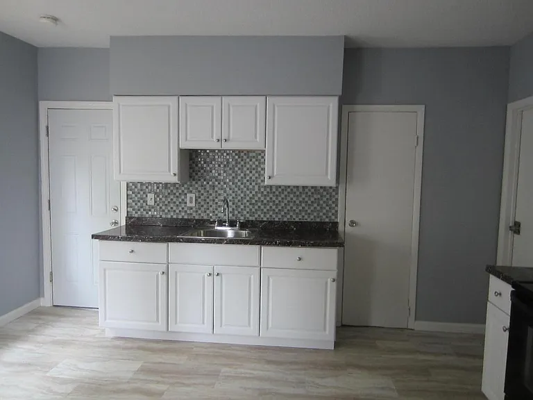108 Franklin St #2 — Photo 2
