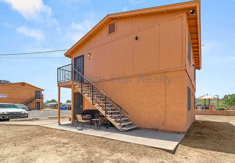 2222 E Pueblo Ave #2 — Photo 2