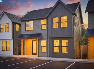 6017 SE Tenino St #A, Portland, OR 97206