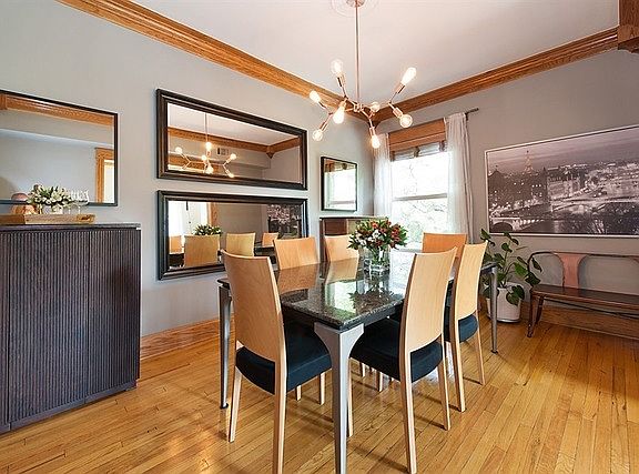 5th image of 4148 N Clarendon Ave #302