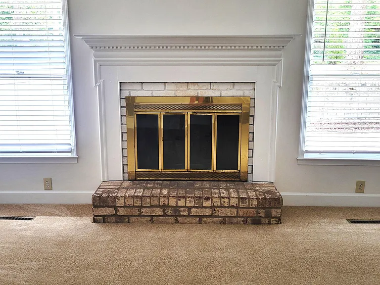 102 Wimbledon Dr — Photo 14
