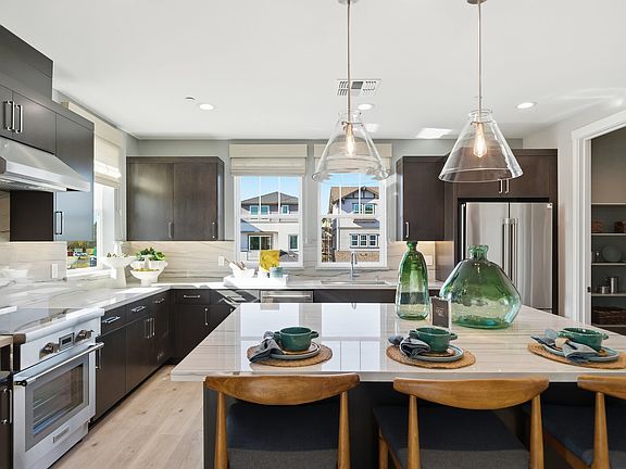 Verdello at Arroyo Crossings in Livermore, CA by Trumark Homes I Residence 1 Model I Kitchen