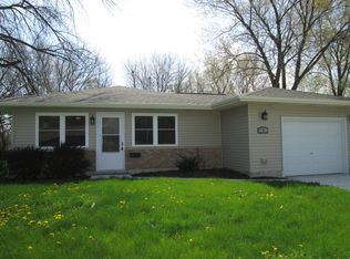 5 W Rocket Cir, Park Forest, IL 60466