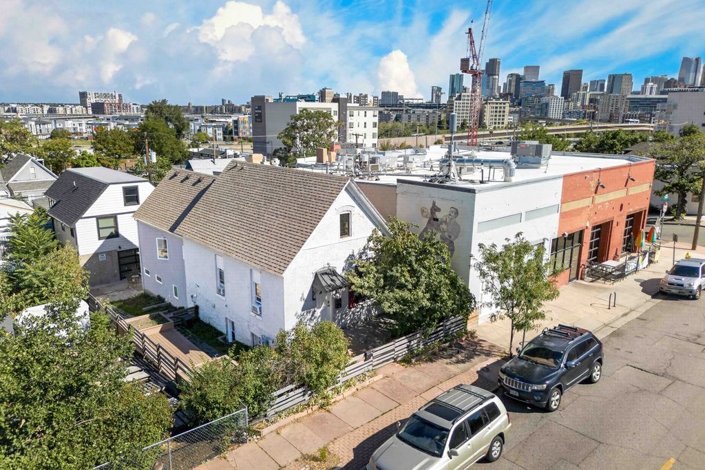 3414 N Navajo St - Property Image