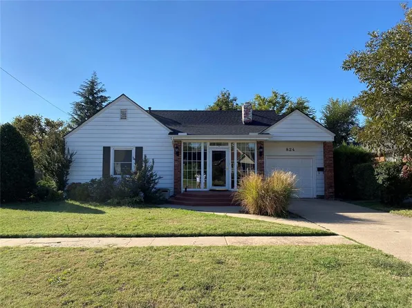 824 E Elm St, Altus, OK 73521