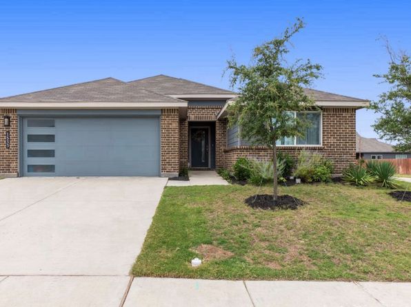 1533 Forest Park Dr