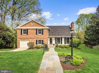 7125 Wolftree Ln, Rockville, MD 20852