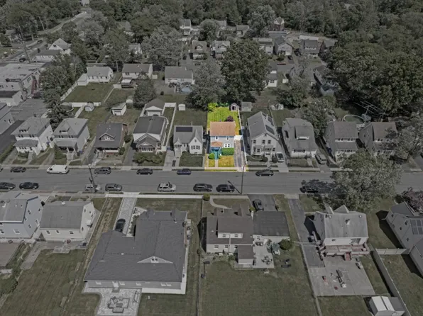 184 Elmhurst Ave, Iselin, NJ 08830