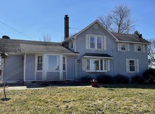 16874 E 10500n Rd, Grant Park, IL 60940