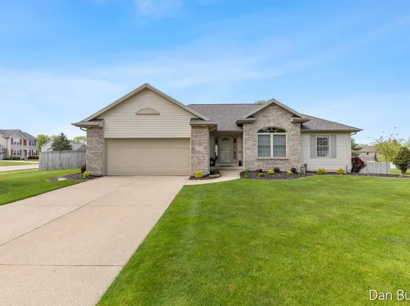 5909 Simon Dr SW, Wyoming, MI 49418
