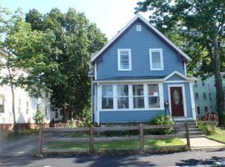21 Townsend St, Worcester, MA 01609