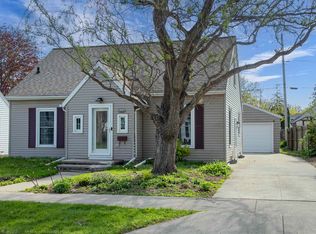 1916 N Clark St, Appleton, WI 54911