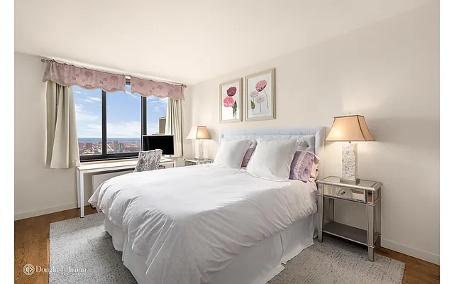 Rented by Douglas Elliman | media 2