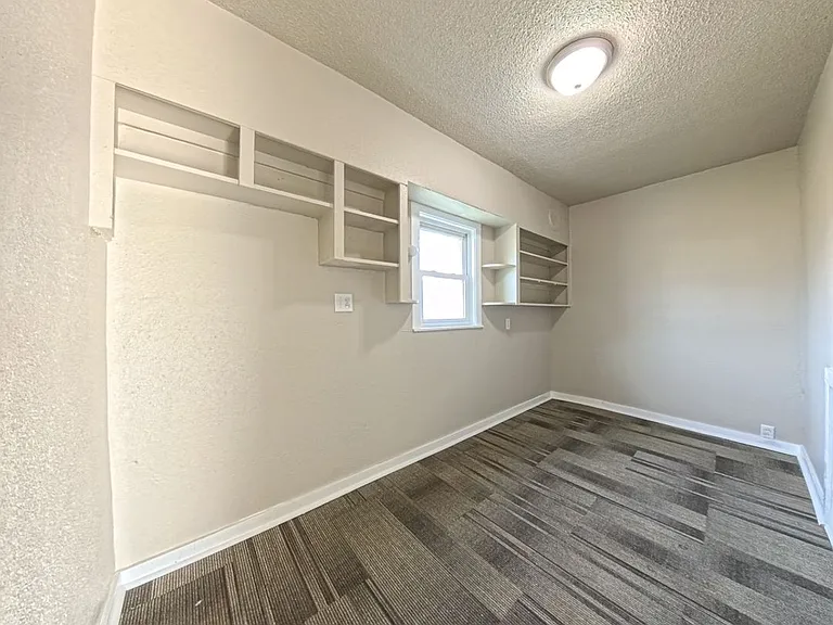 306 W Reed St — Photo 5