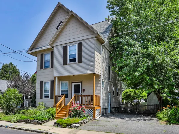 4 Arlington Avenue, Nashua, NH 03060