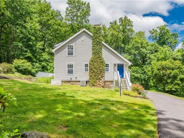 24 Old Green Road, Newtown, CT 06482