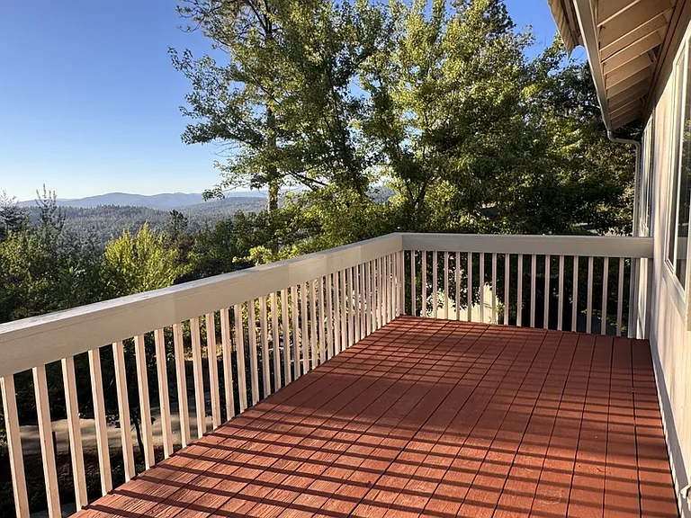 146 Northridge Dr — Photo 42