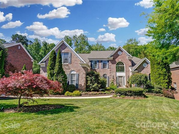 10918 Olde English Dr, Charlotte, NC 28216 - Zillow