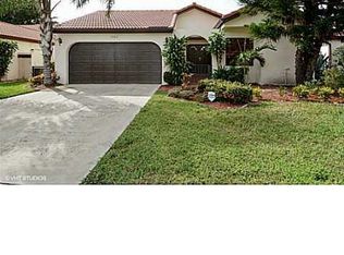 7963 Villa Nova Dr, Boca Raton, FL 33433