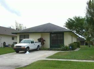 1455 Summit Run Cir, West Palm Beach, FL 33415