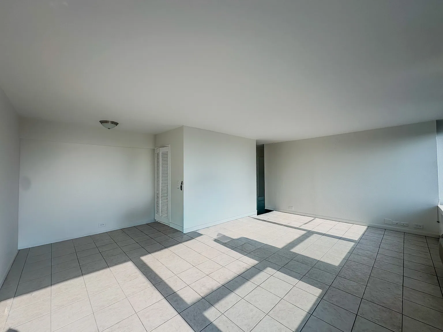 1 bed, 750 sqft, $2,600 — Photo 2