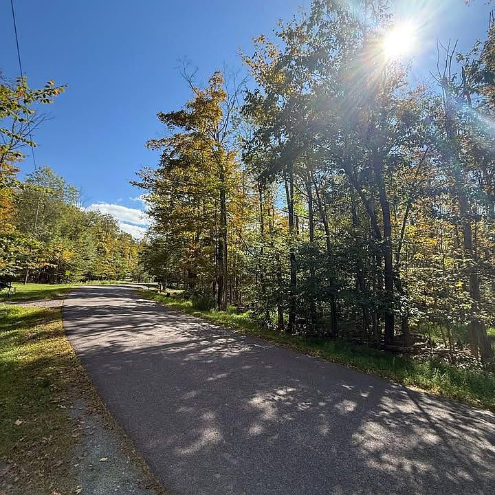 2nd image of 298 N Gate Rd