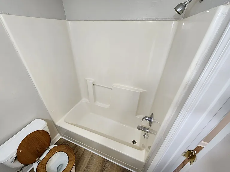 1433 N Brown Ave #B — Photo 12