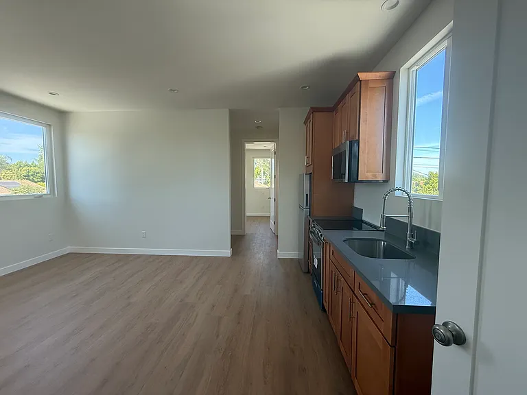 20953 Saticoy — Photo 9
