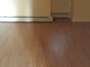 436 Cranston St APT 3, Providence, RI 02907