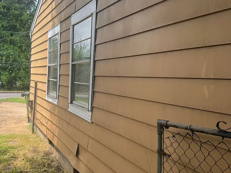 1778 Marjorie St — Photo 12