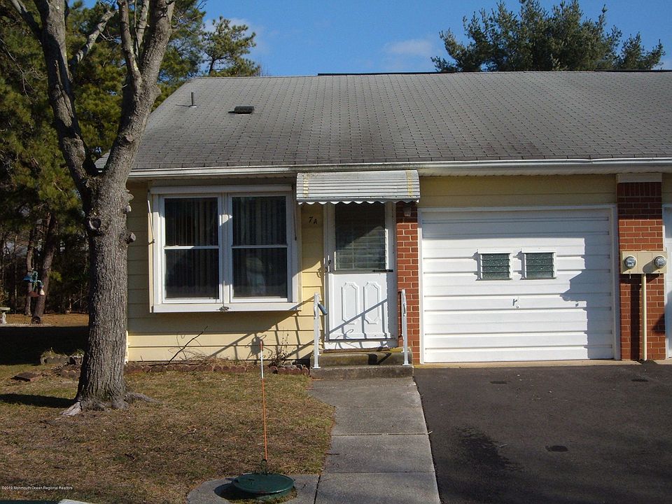 1st image of 7A Monticello Dr