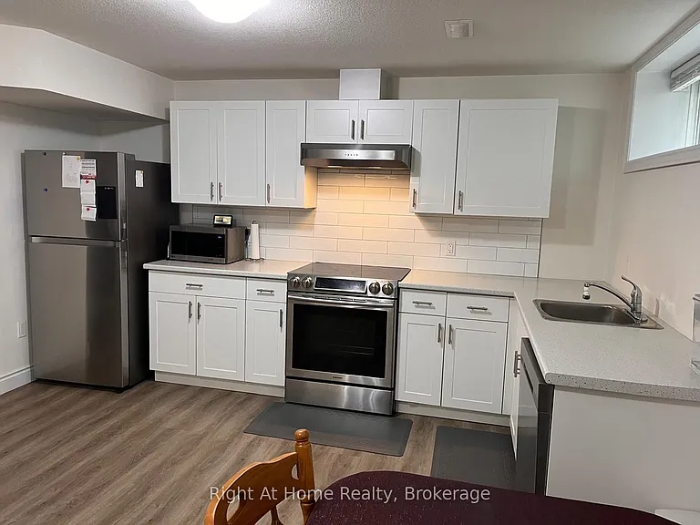 222 Ladyslipper Dr — Photo 5