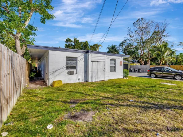 428 Roseland Drive, West Palm Beach, FL 33405