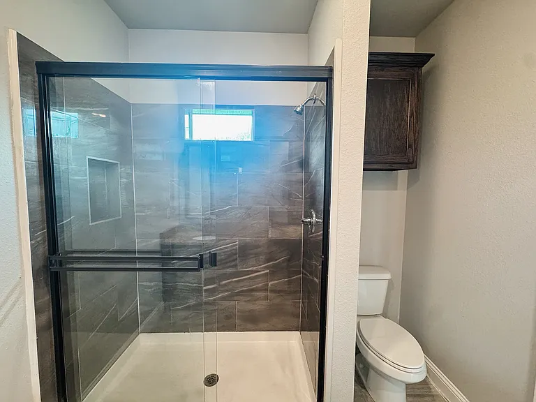 4709 Henry St — Photo 8