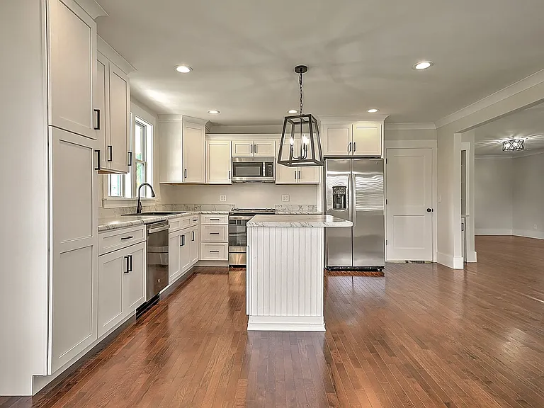 403 Silver Lake Rd — Photo 11